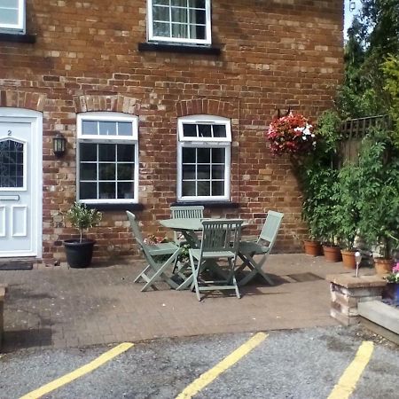 The Lincolnshire Poacher Inn Metheringham Kültér fotó