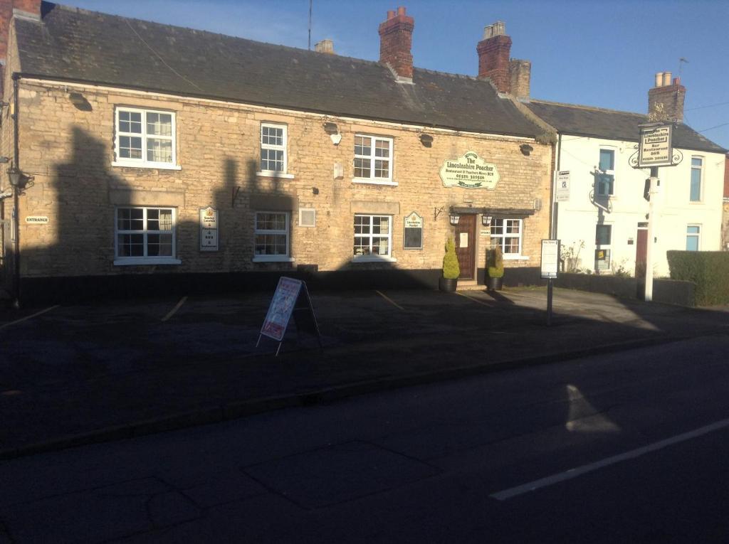 The Lincolnshire Poacher Inn Metheringham Kültér fotó
