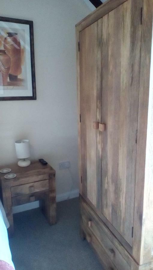 The Lincolnshire Poacher Inn Metheringham Kültér fotó