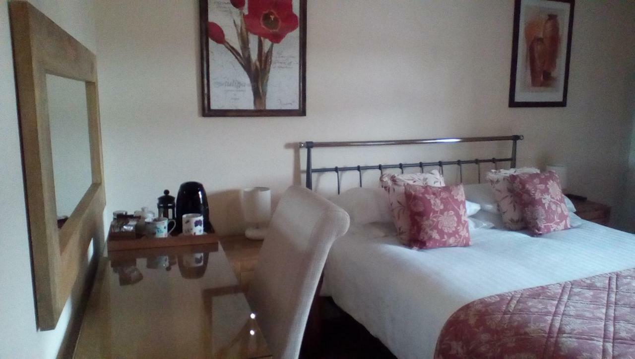 The Lincolnshire Poacher Inn Metheringham Kültér fotó